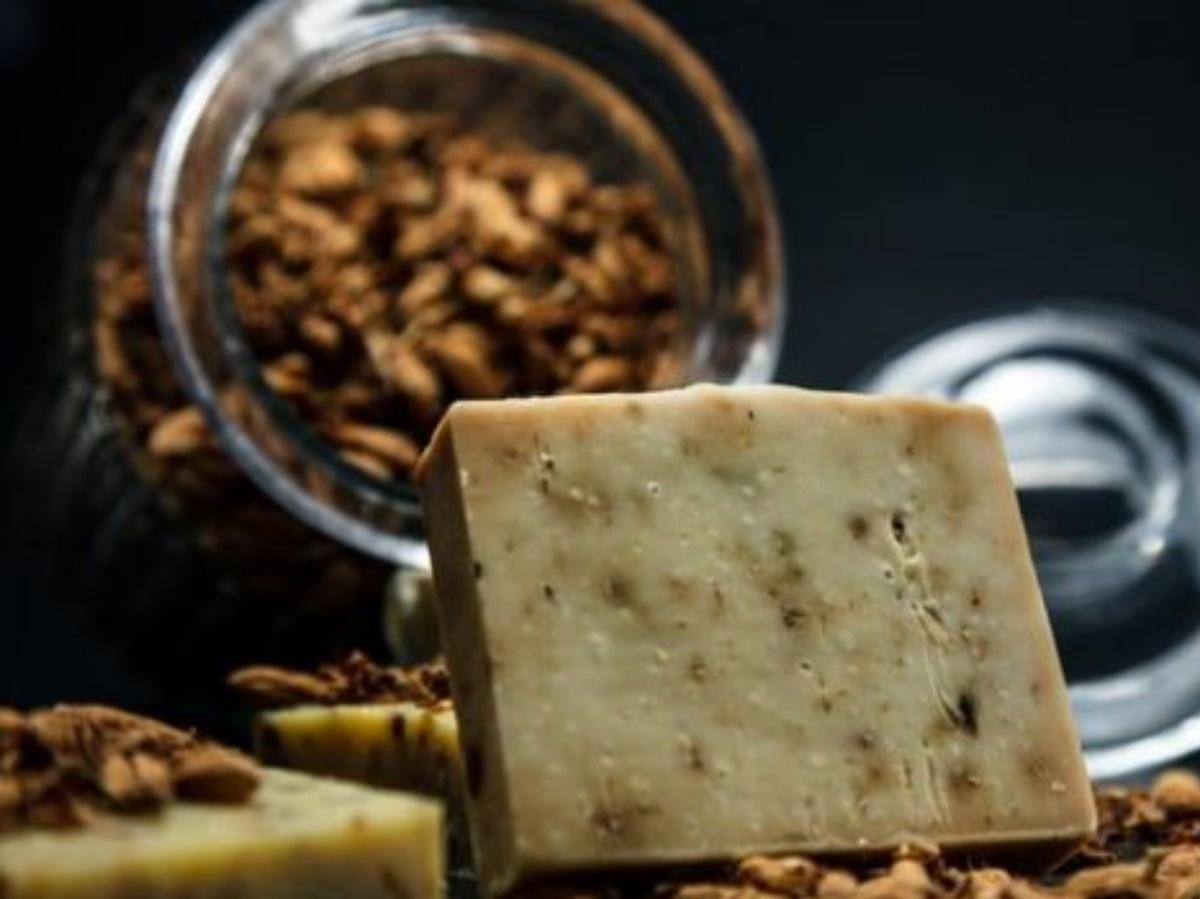 Gold Sensation Yoni Soap Bar